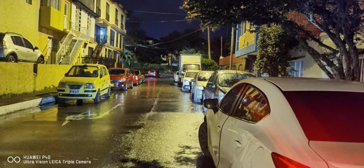 Edificio Niza80 Ibague, Acceso Digital Cerca Parque Deportivo Hotel Bagian luar foto