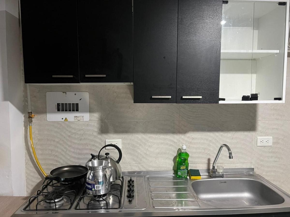 Edificio Niza80 Ibague, Acceso Digital Cerca Parque Deportivo Hotel Bagian luar foto
